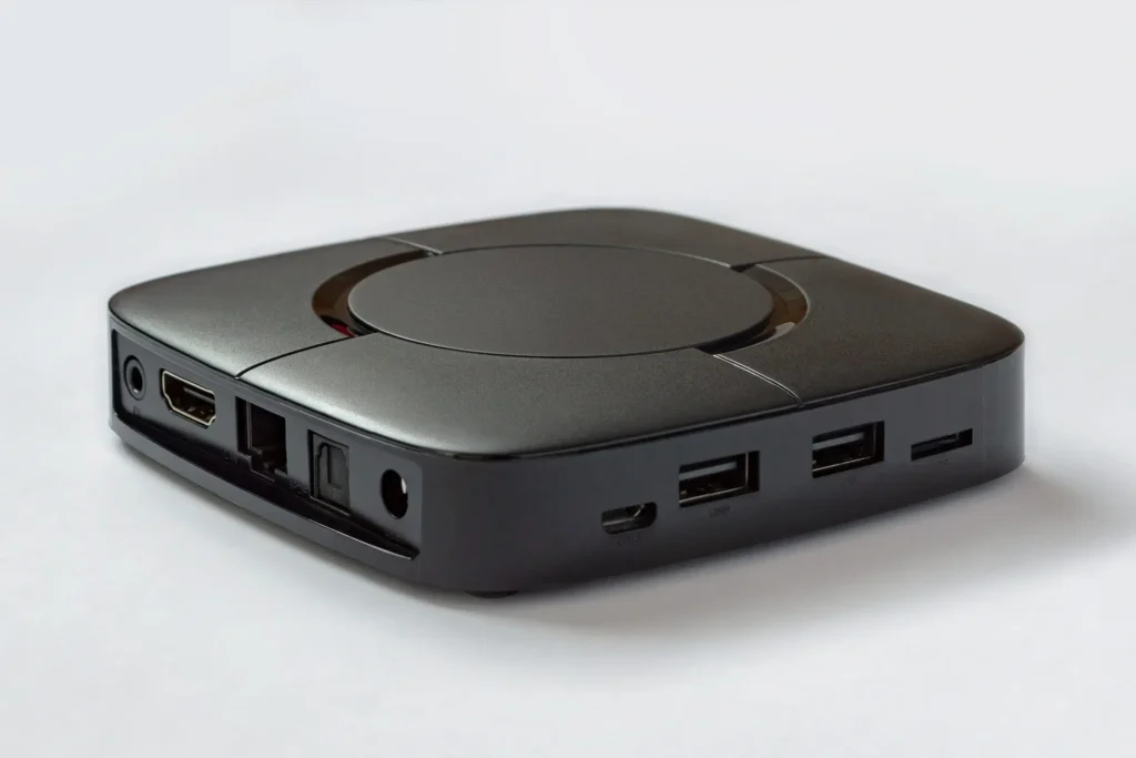 Meilleur iptv | Boitiers IPTV scaled 1